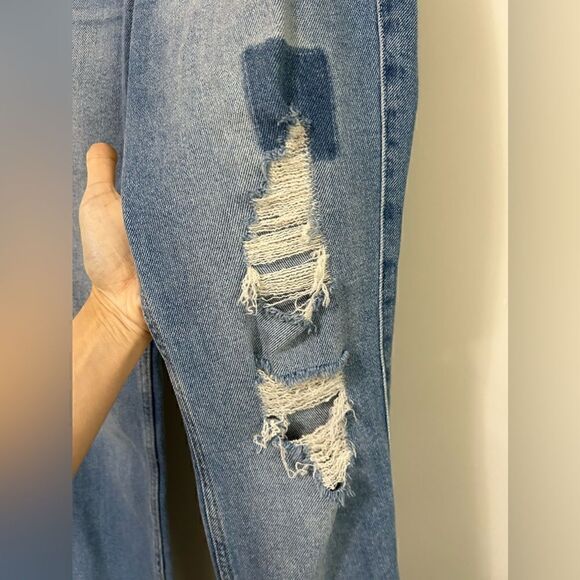 Hollister Ripped Raw Hem Low Rise Super Skinny Jeans - Picture 4 of 10